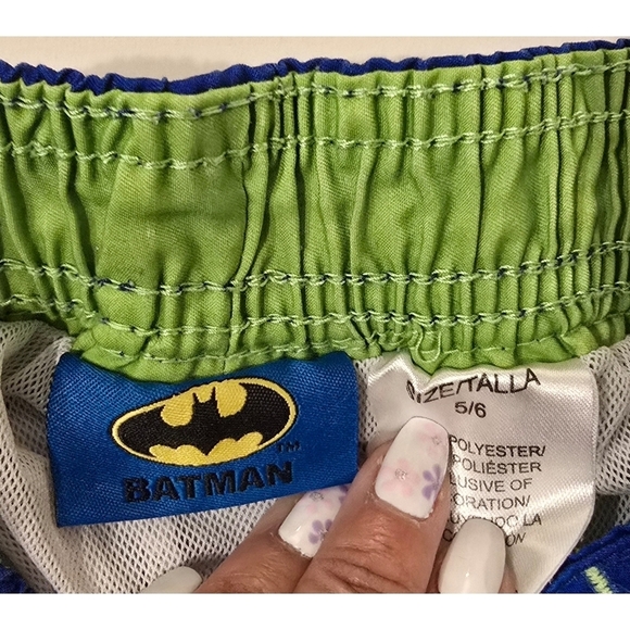 DC Comics Batman Kids Swim Trunks - Blue and Neon Green Size 5 - Picture 7 of 8